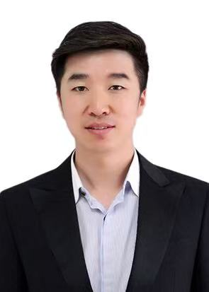 李明亮
